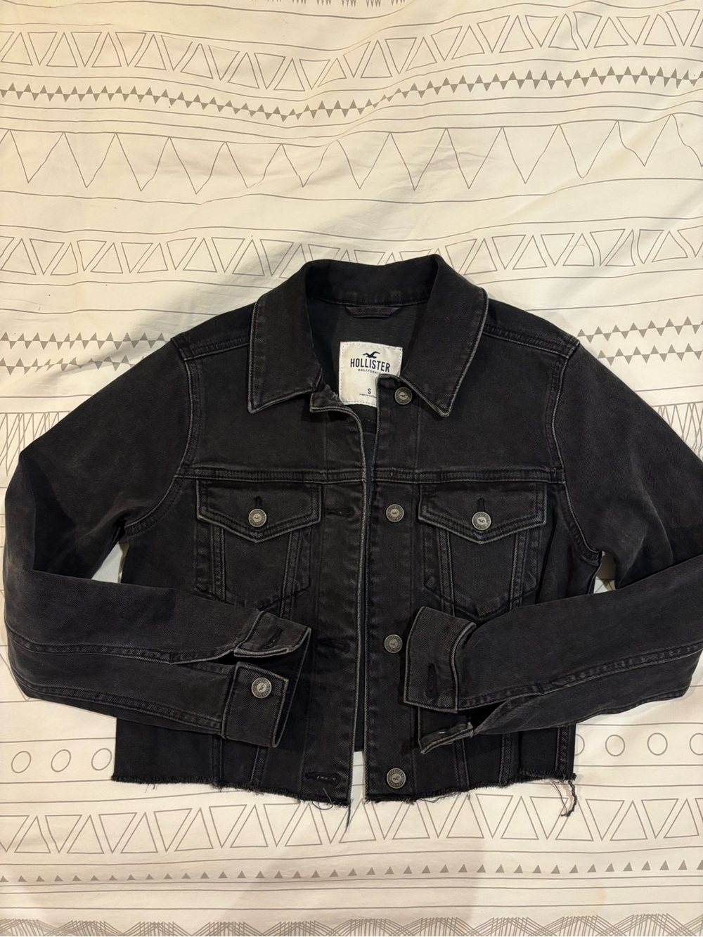 Hollister Washed Black Denim Crop Trucker Jacket